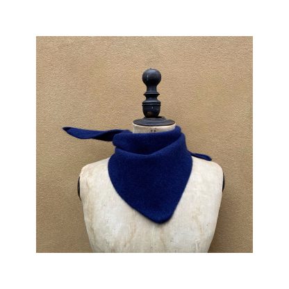 Neckerchief in Lambswool “British Blue” - Image 7