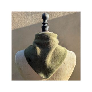 Neckerchief in Lambswool “Olive”